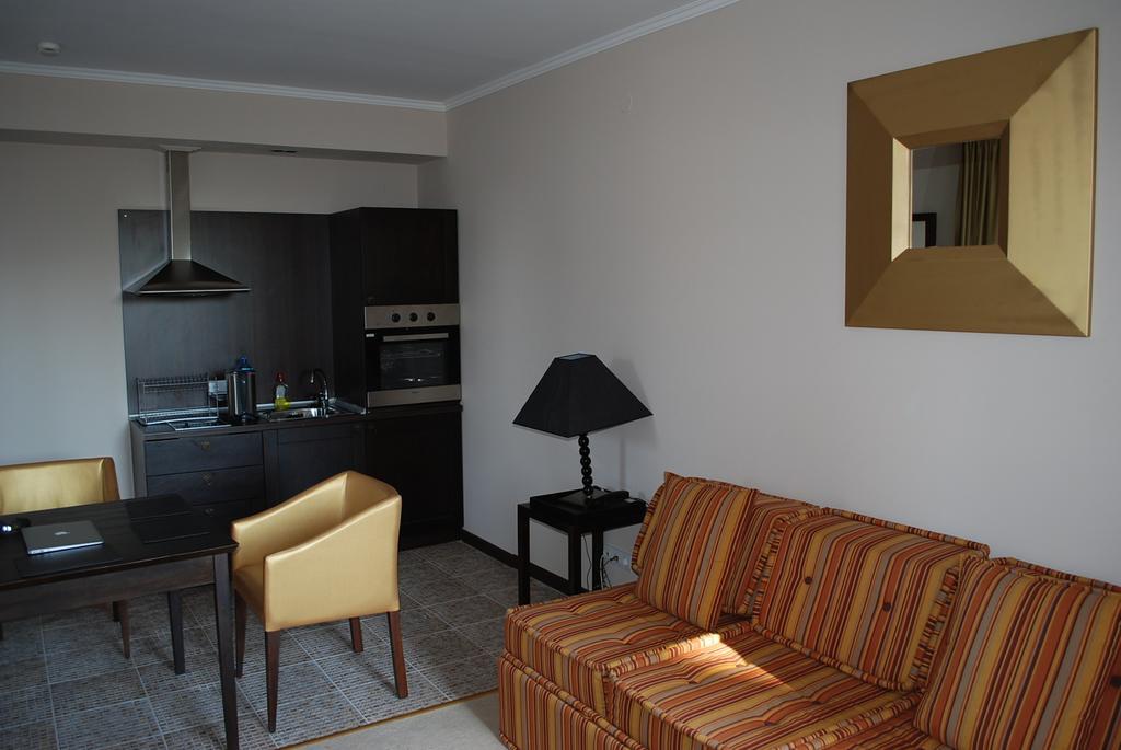 Royal Beach Apartments Napospart Szoba fotó