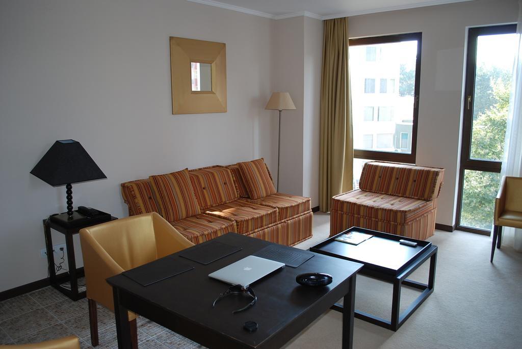 Royal Beach Apartments Napospart Szoba fotó