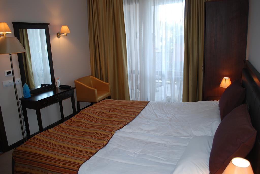 Royal Beach Apartments Napospart Szoba fotó