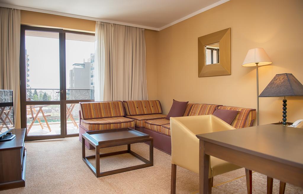 Royal Beach Apartments Napospart Kültér fotó